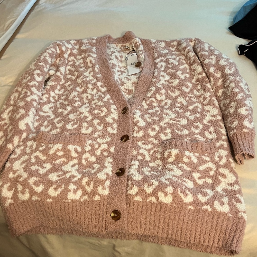 UGG Women's Joselyn Cardigan Size L